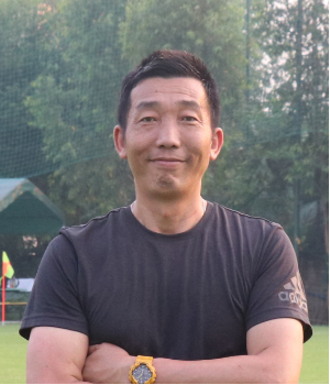 董建