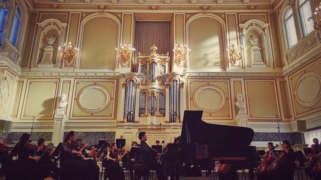 央院附小学生徐嘉佑荣获2019年第12届俄罗斯圣彼得堡“通往大师之路”国际青少年钢琴大赛A组第一名